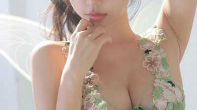 몸매는 원래 1티어고 와꾸도 이뻐진 듯..?
